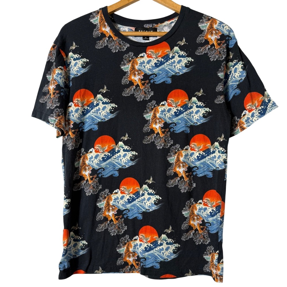 PacSun Graphic T-Shirt Sz M Tiger Wave Sun All Over Print‎ Japanese Streetwear